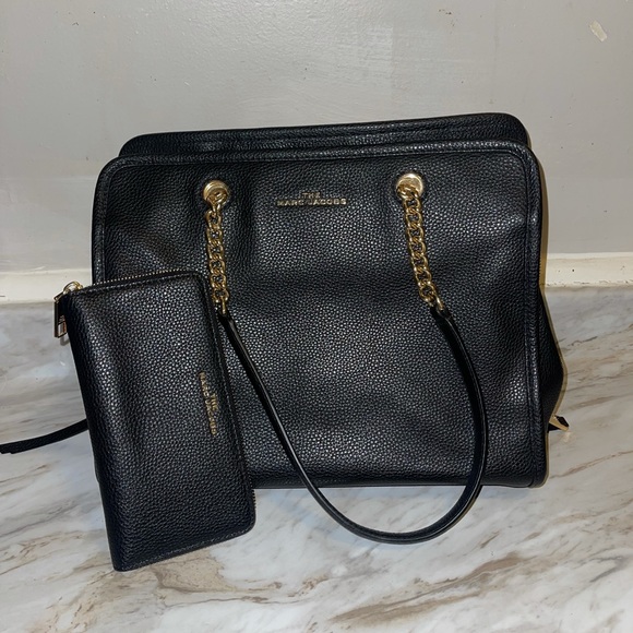 SOLD ✨❤️FINAL SALE🌼The Marc Jacob set - Picture 5 of 16